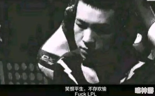 意大利激情刺激xxⅹhd：网友热议这部影片的剧情与画面，称其为视觉盛宴，令人欲罢不能！